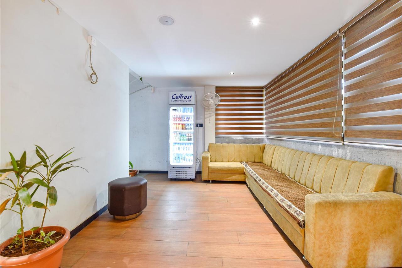 Fabhotel Udhna Inn, Near Udhna Junction Surat Bagian luar foto