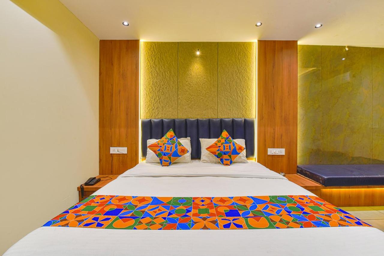 Fabhotel Udhna Inn, Near Udhna Junction Surat Bagian luar foto
