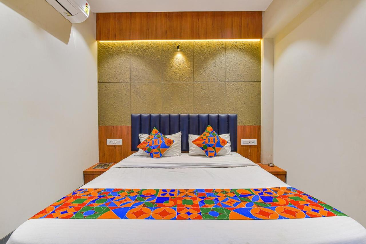 Fabhotel Udhna Inn, Near Udhna Junction Surat Bagian luar foto
